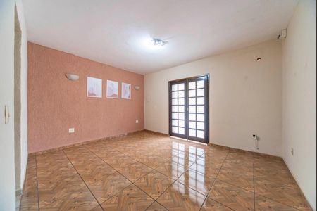 Casa para alugar com 315m², 3 quartos e 8 vagas Casa para alugar com 315m², 3 quartos e 8 vagasSuíte