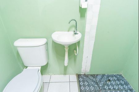 Casa para alugar com 315m², 3 quartos e 8 vagas Casa para alugar com 315m², 3 quartos e 8 vagasBanheiro da Garagem