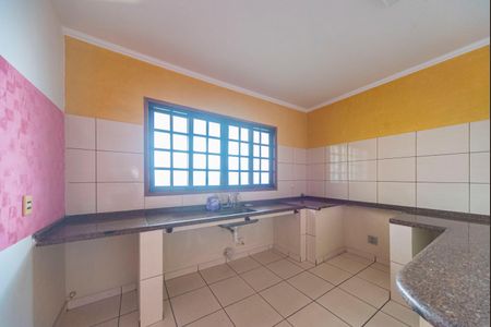 Casa para alugar com 315m², 3 quartos e 8 vagas Casa para alugar com 315m², 3 quartos e 8 vagasCozinha