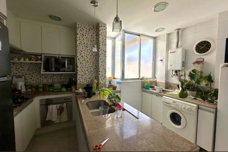 Apartamento à venda com 90m², 3 quartos e 1 vaga Apartamento à venda com 90m², 3 quartos e 1 vagaCozinha