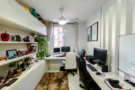 Apartamento à venda com 59m², 3 quartos e 1 vaga Apartamento à venda com 59m², 3 quartos e 1 vagaEscritório