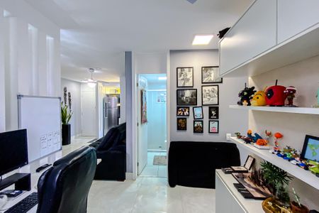 Apartamento à venda com 59m², 3 quartos e 1 vaga Apartamento à venda com 59m², 3 quartos e 1 vagaEscritório