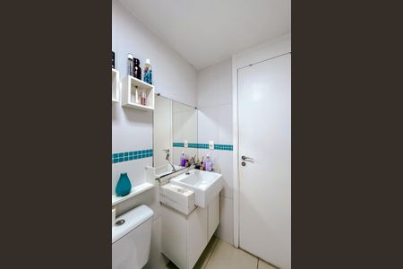 Apartamento à venda com 59m², 3 quartos e 1 vaga Apartamento à venda com 59m², 3 quartos e 1 vagaBanheiro
