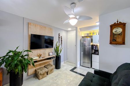 Apartamento à venda com 59m², 3 quartos e 1 vaga Apartamento à venda com 59m², 3 quartos e 1 vagaSala