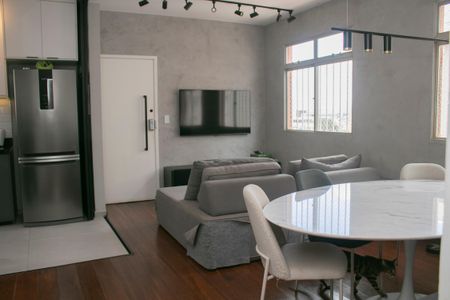 Sala de apartamento à venda com 3 quartos, 92m² em Santa Efigênia, Belo Horizonte