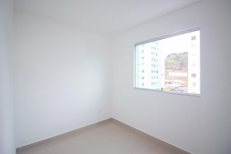 Quarto  de apartamento para alugar com 2 quartos, 68m² em Cabral, Contagem