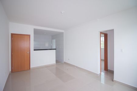 Sala de apartamento para alugar com 2 quartos, 68m² em Cabral, Contagem