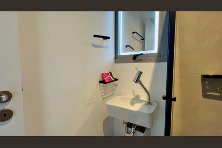 Studio para alugar com 22m², 1 quarto e sem vaga Studio para alugar com 22m², 1 quarto e sem vagaBanheiro