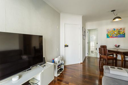 Sala de apartamento à venda com 3 quartos, 67m² em Indianópolis, São Paulo