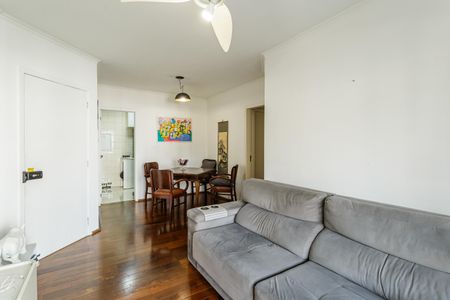 Apartamento à venda com 67m², 3 quartos e 1 vaga Apartamento à venda com 67m², 3 quartos e 1 vagaSala
