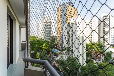 Apartamento à venda com 67m², 3 quartos e 1 vaga Apartamento à venda com 67m², 3 quartos e 1 vagaVaranda