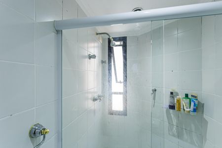 Apartamento à venda com 67m², 3 quartos e 1 vaga Apartamento à venda com 67m², 3 quartos e 1 vagaBanheiro da Suíte