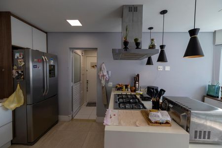 Apartamento para alugar com 130m², 3 quartos e 2 vagasCozinha