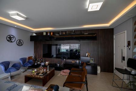 Apartamento para alugar com 130m², 3 quartos e 2 vagasSala