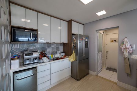 Apartamento para alugar com 130m², 3 quartos e 2 vagasCozinha