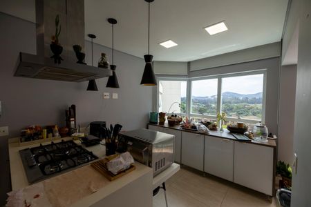 Apartamento para alugar com 130m², 3 quartos e 2 vagasCozinha
