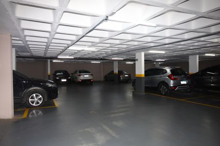 Apartamento à venda com 45m², 2 quartos e 1 vagaÁrea comum - Estacionamento