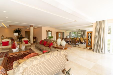 Casa de condomínio para alugar com 940m², 7 quartos e 1 vagaSala 1