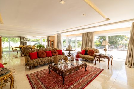 Casa de condomínio para alugar com 940m², 7 quartos e 1 vagaSala 1