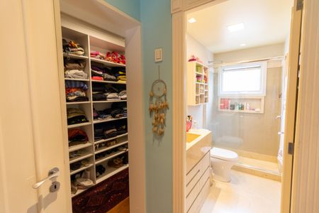 Casa de condomínio para alugar com 940m², 7 quartos e 1 vagaSuíte 3