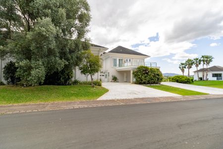 Casa de condomínio para alugar com 940m², 7 quartos e 1 vagaFachada