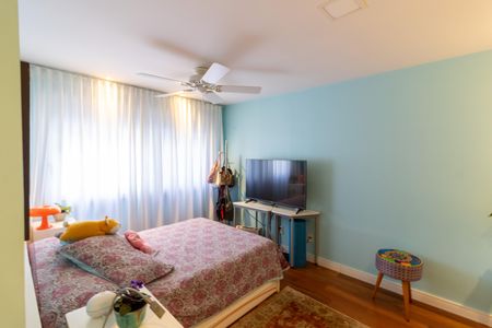 Casa de condomínio para alugar com 940m², 7 quartos e 1 vagaSuíte 3