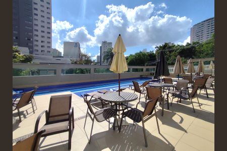 Apartamento à venda com 83m², 3 quartos e 2 vagasÁrea comum - Piscina