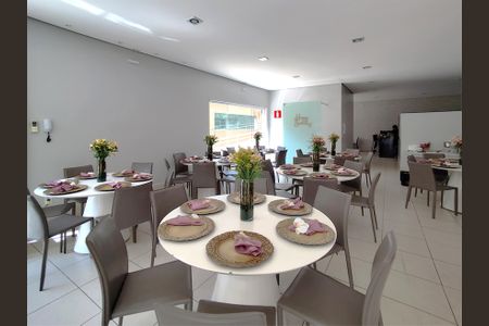 Apartamento à venda com 83m², 3 quartos e 2 vagasÁrea comum - Salão de festas