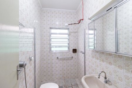 Casa à venda com 160m², 4 quartos e 2 vagas Casa à venda com 160m², 4 quartos e 2 vagasBanheiro Social