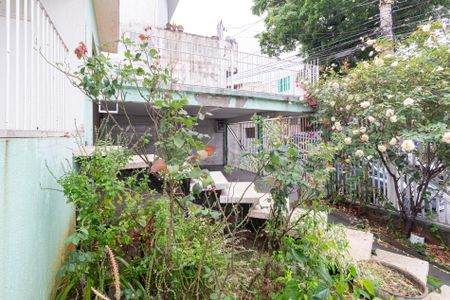 Casa à venda com 160m², 4 quartos e 2 vagas Casa à venda com 160m², 4 quartos e 2 vagasHall de entrada