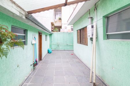 Casa à venda com 160m², 4 quartos e 2 vagas Casa à venda com 160m², 4 quartos e 2 vagasQuintal