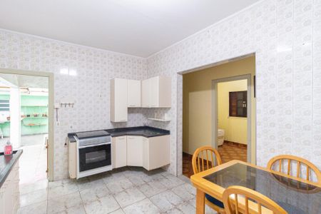 Casa à venda com 160m², 4 quartos e 2 vagas Casa à venda com 160m², 4 quartos e 2 vagasCozinha