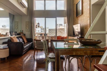 Sala de apartamento à venda com 3 quartos, 145m² em Vila Cordeiro, São Paulo