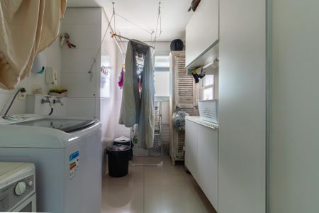 Apartamento à venda com 145m², 3 quartos e 3 vagasÁrea de Serviço