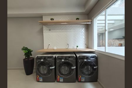 Studio para alugar com 25m², 1 quarto e sem vaga Studio para alugar com 25m², 1 quarto e sem vagaÁrea comum - Lavanderia