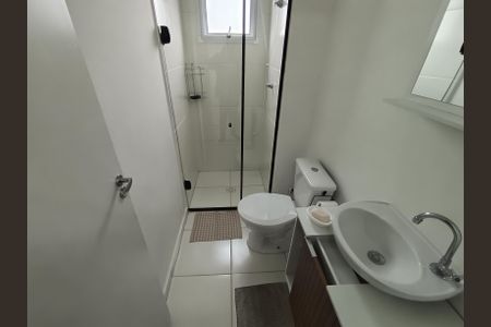 Studio para alugar com 25m², 1 quarto e sem vaga Studio para alugar com 25m², 1 quarto e sem vagaBanheiro Social