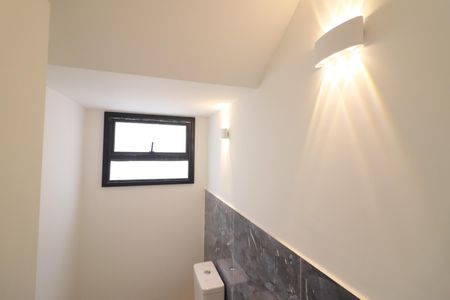 Casa à venda com 150m², 3 quartos e 4 vagasLavabo