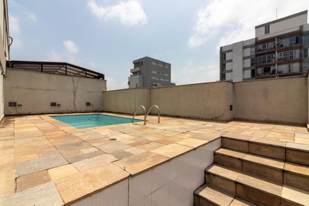 Apartamento à venda com 240m², 3 quartos e 3 vagasCobertura - Piscina