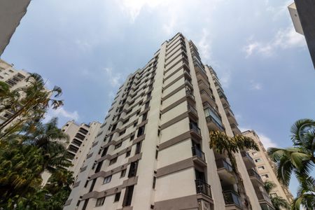 Apartamento à venda com 240m², 3 quartos e 3 vagasEdifício