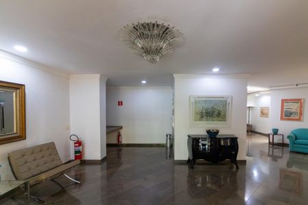 Apartamento à venda com 240m², 3 quartos e 3 vagasHall de entrada