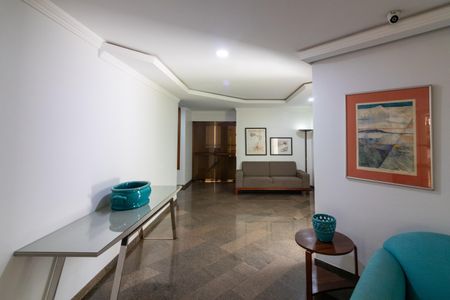 Apartamento à venda com 240m², 3 quartos e 3 vagasHall de entrada