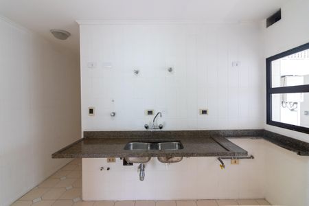 Apartamento à venda com 240m², 3 quartos e 3 vagasCozinha