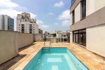 Apartamento à venda com 240m², 3 quartos e 3 vagasCobertura - Piscina