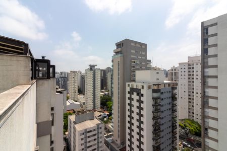 Apartamento à venda com 240m², 3 quartos e 3 vagasCobertura - Vista
