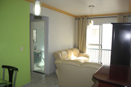 Sala de apartamento para alugar com 2 quartos, 54m² em Jardim Bom Clima, Guarulhos