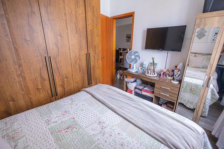 Apartamento à venda com 76m², 3 quartos e 1 vagaQuarto 2