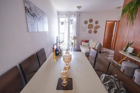 Sala de apartamento à venda com 3 quartos, 76m² em Rio Branco, Belo Horizonte