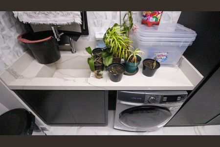 Apartamento à venda com 80m², 2 quartos e 2 vagasÁrea de Serviço