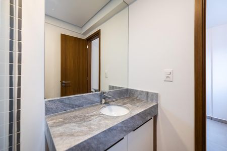 Apartamento para alugar com 53m², 1 quarto e 1 vaga Apartamento para alugar com 53m², 1 quarto e 1 vagaBanheiro da Suíte
