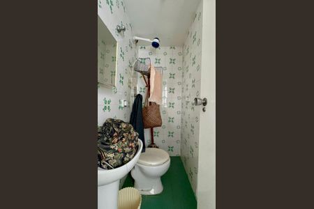 Apartamento à venda com 168m², 4 quartos e 1 vagaBanheiro de Serviço